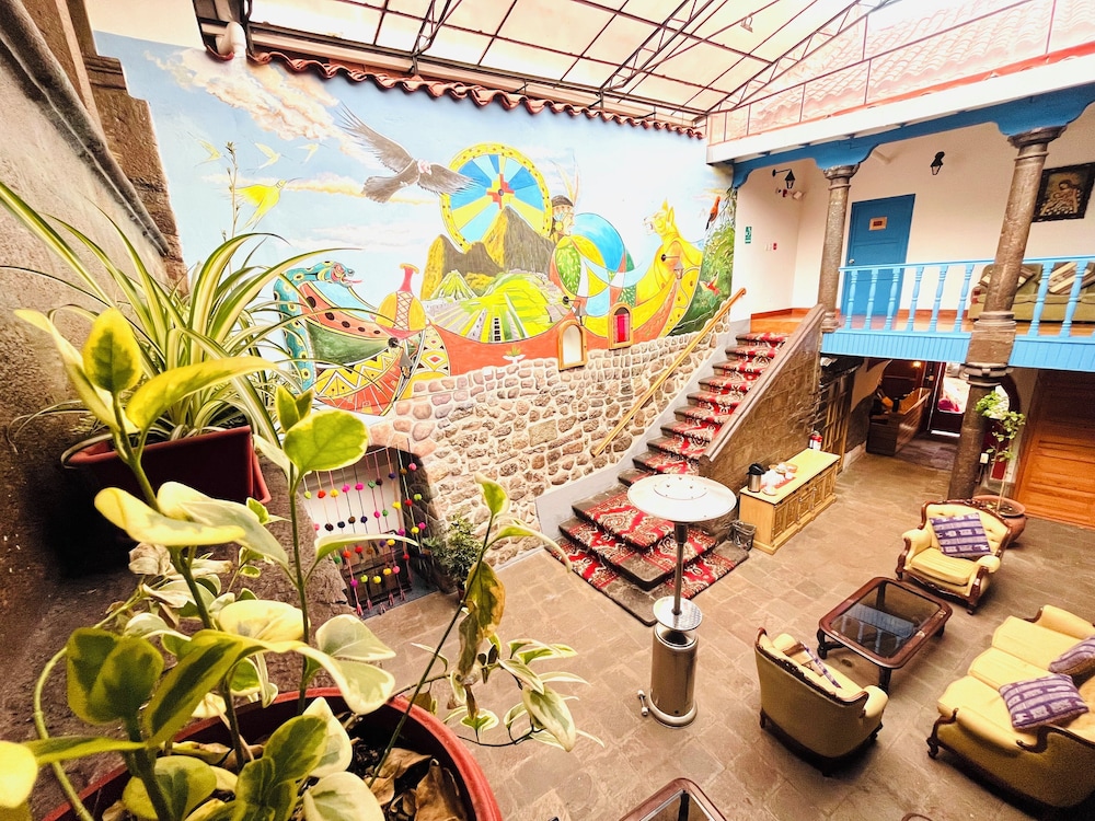 rojas plaza boutique