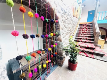 rojas plaza boutique