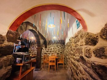 rojas plaza boutique