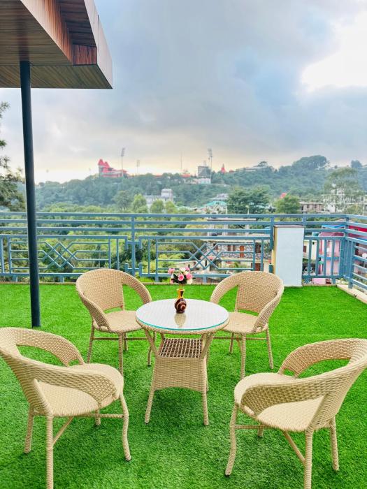 staycation by him holiday ventures