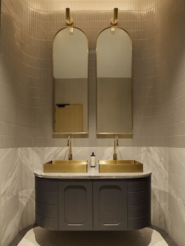 Arco Phuket Town,,4 star