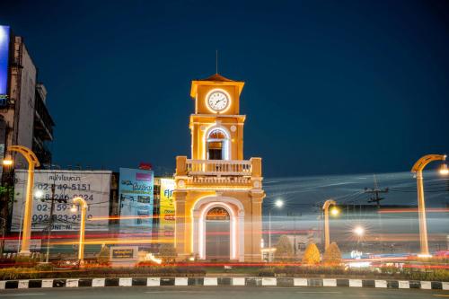arco phuket town