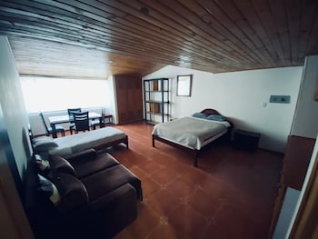 new stanza hostel 120