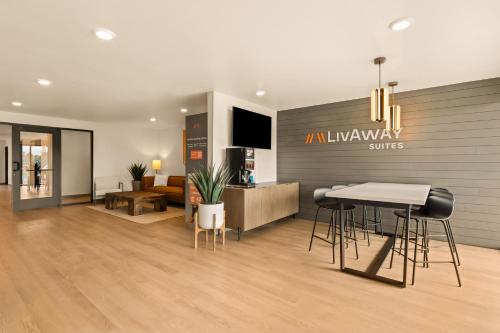 livaway suites nashville smyrna
