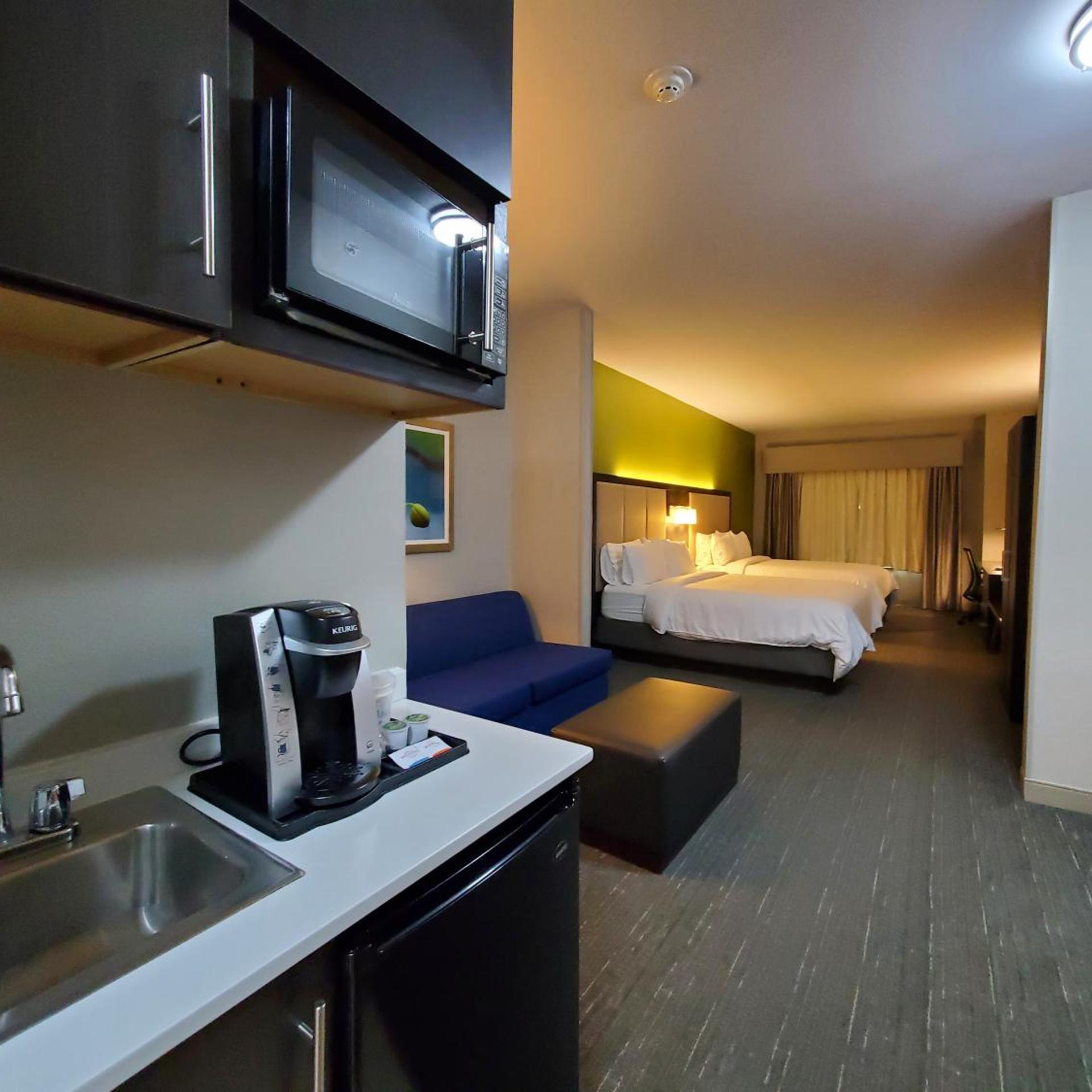 holiday inn express hotel and suites pearland by ihg