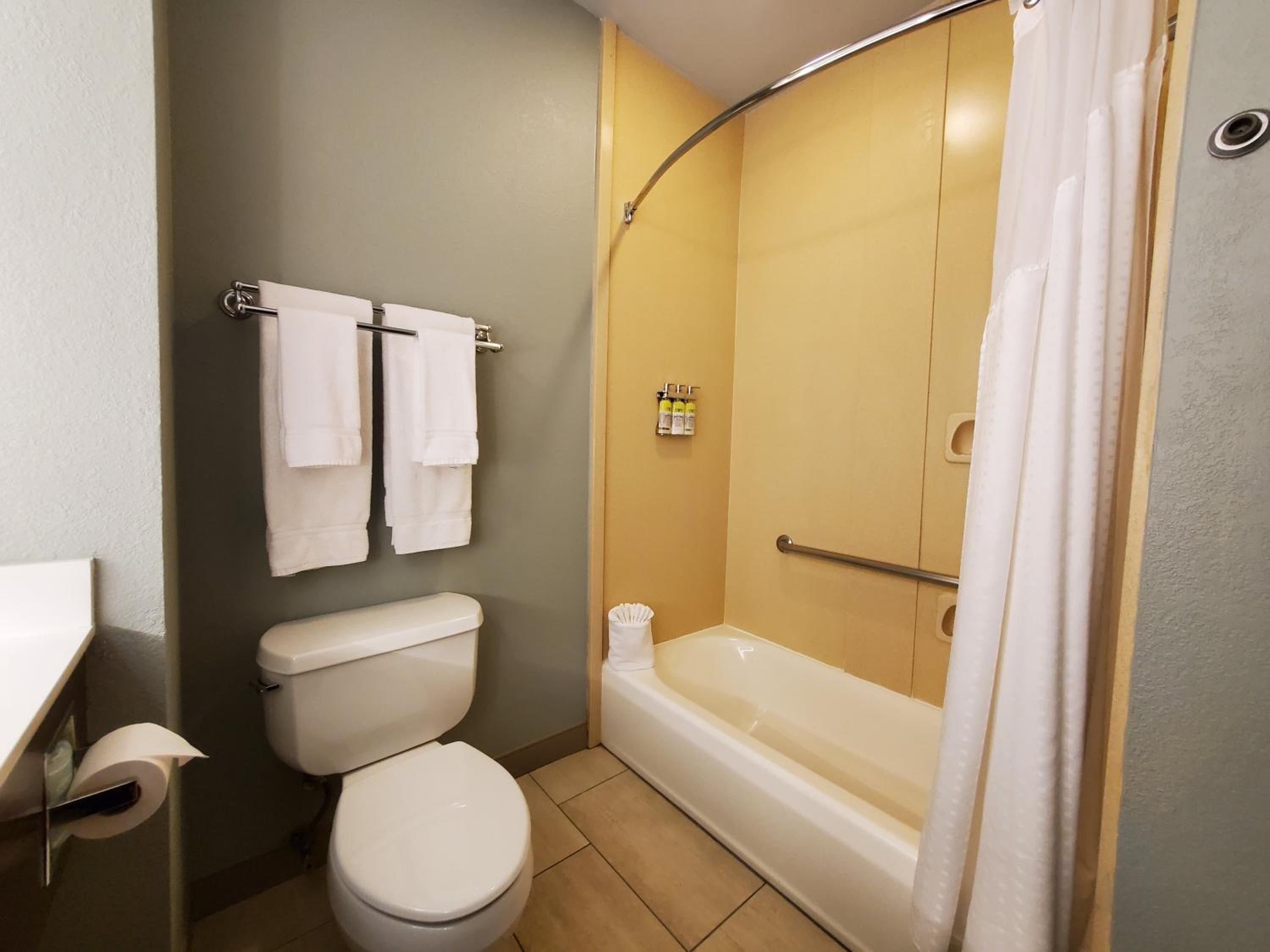 holiday inn express hotel and suites pearland by ihg