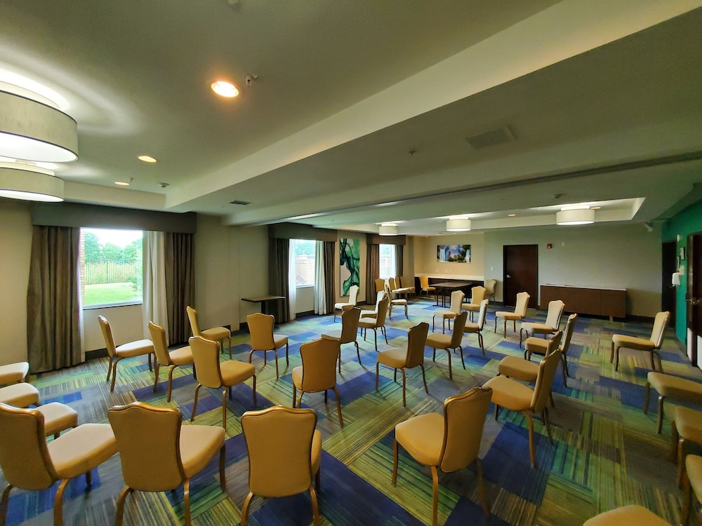 holiday inn express hotel and suites pearland by ihg