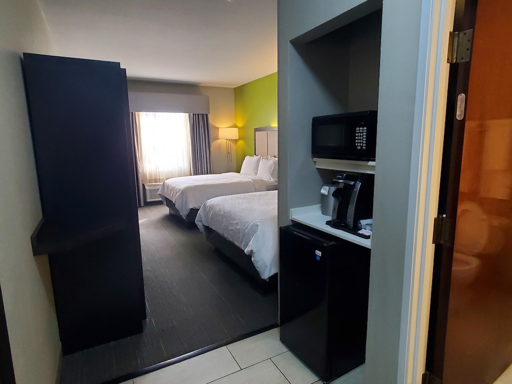 Holiday Inn Express Hotel & Suites Pearland By Ihg,Houston>>Brazoria,3 star