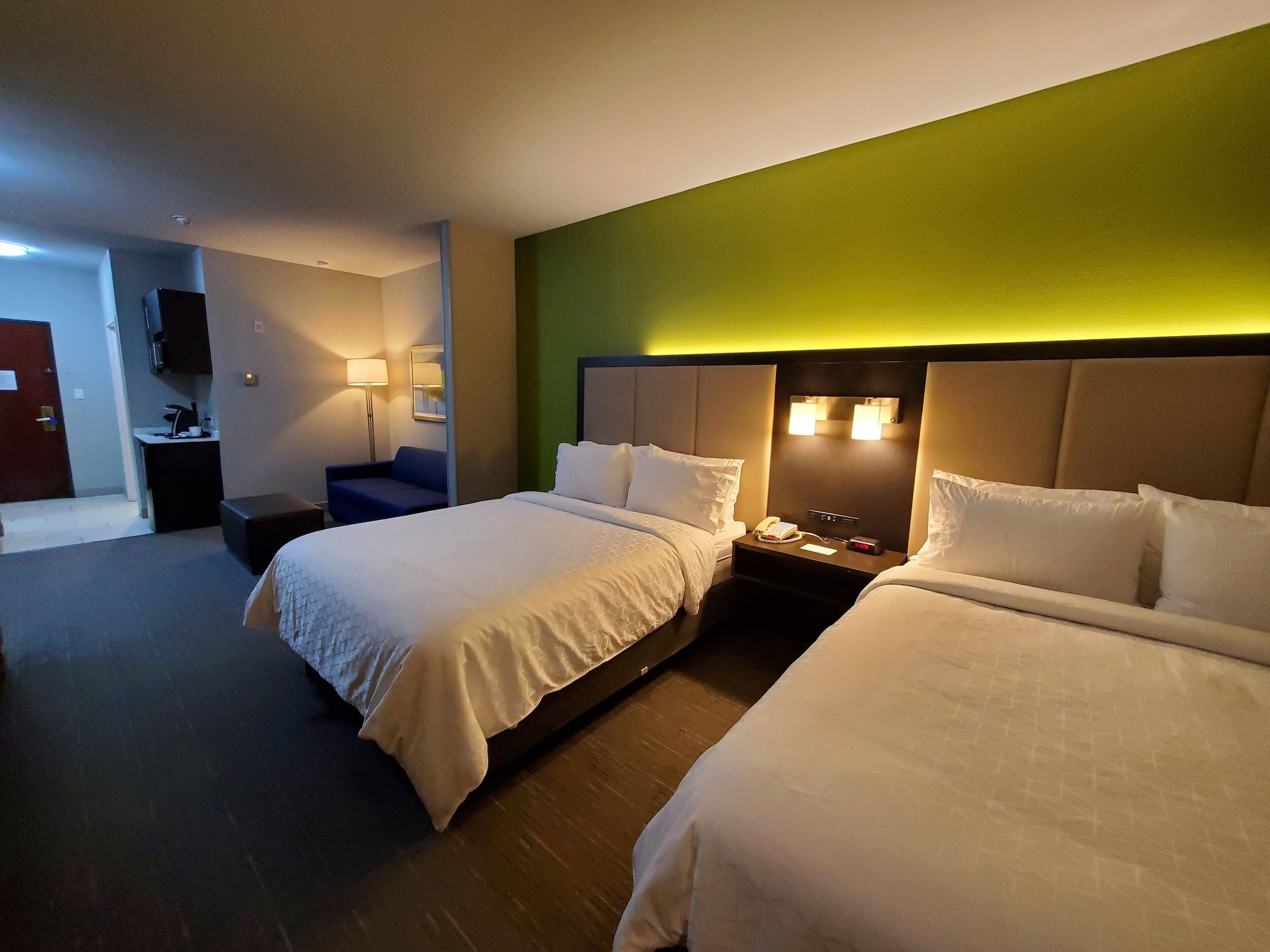holiday inn express hotel and suites pearland by ihg