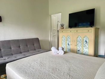 hotel lago valdivia