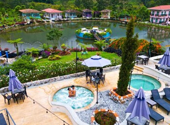 hotel lago valdivia