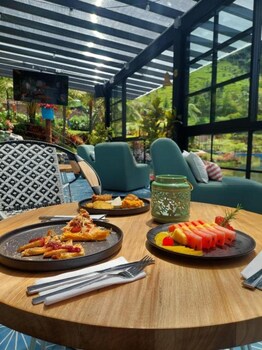 hotel lago valdivia