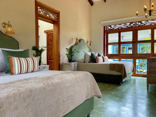 hotel lago valdivia