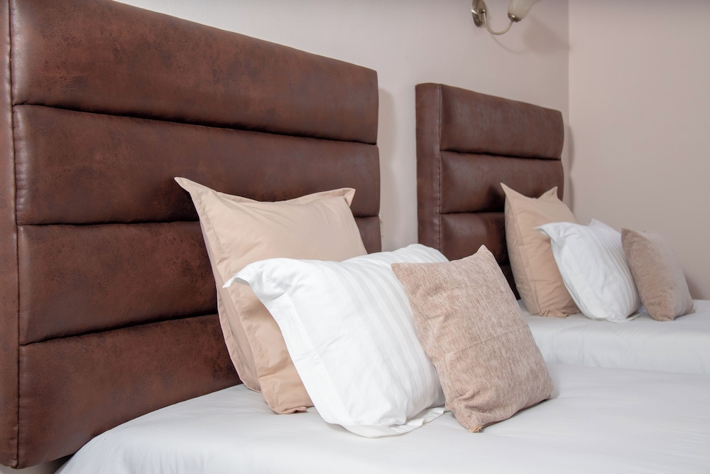 hotel les 12 collines