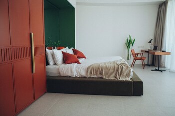 lighthouse bingin adults only