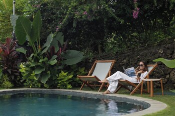 lighthouse bingin adults only