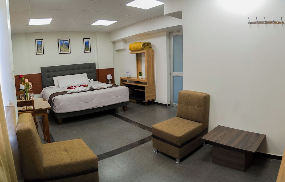 hostal samakuy aqp