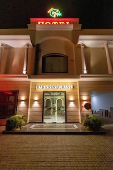 hotel 7pm