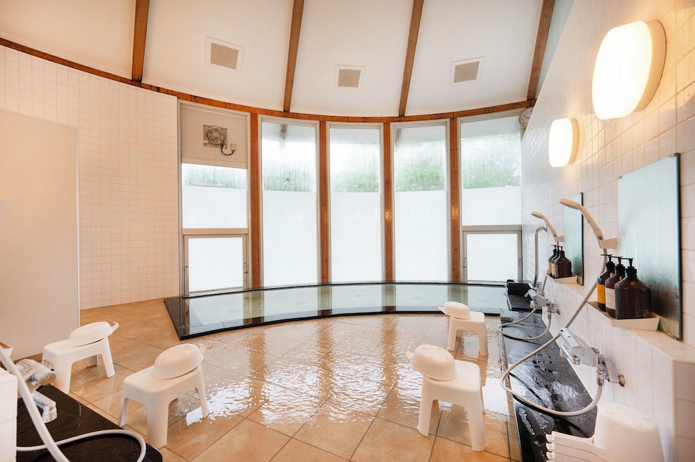 satonuma resort hotel komorinu