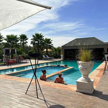 just v hotel and spa