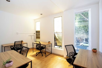 la paz and love hostel