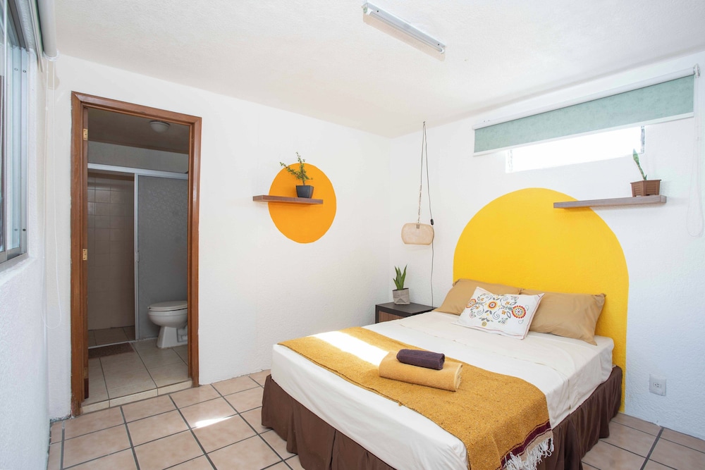 la paz and love hostel