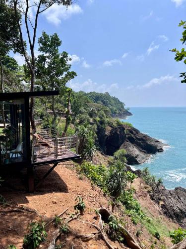 padel lodge koh chang