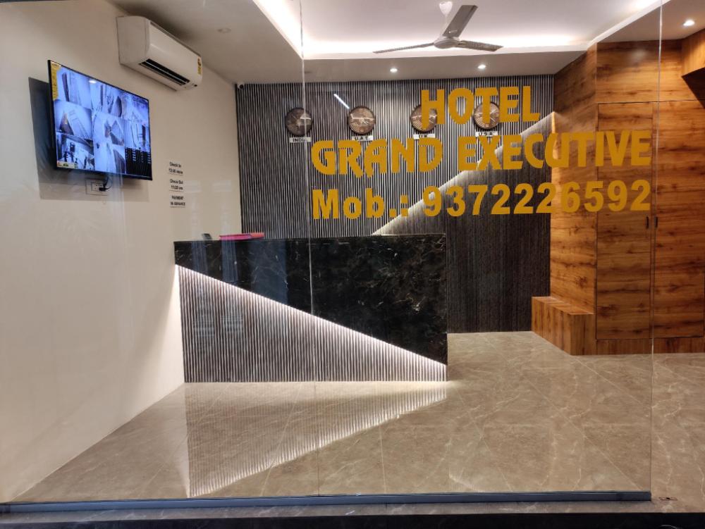 hotel grand executive