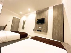 hotel grand executive