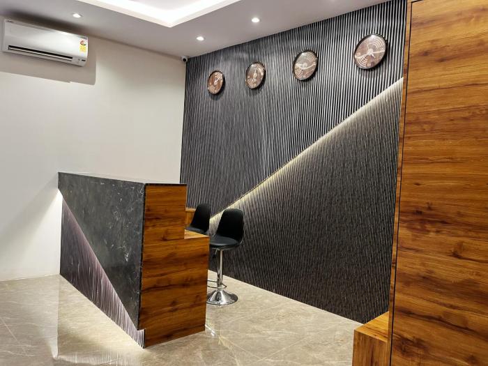 hotel grand executive