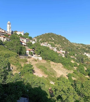 dione by open city hotel