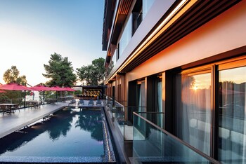 casa mimas hotel