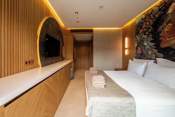 casa mimas hotel