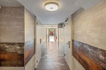 Hotel Rutli Am Bahnhof Ruti Zh,57 Dorfstrasse,3 star