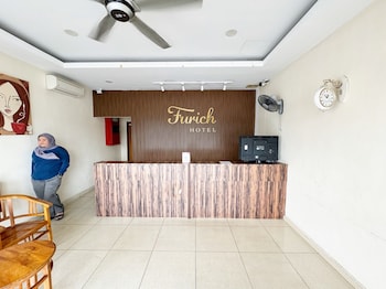 Oyo 91010 Furich Hotel,,2 star