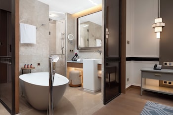 candd hotel donghai quanzhou