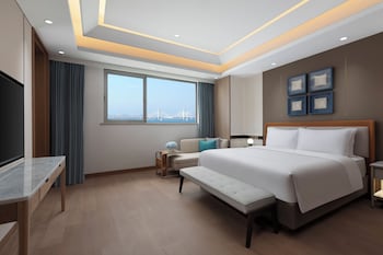 candd hotel donghai quanzhou