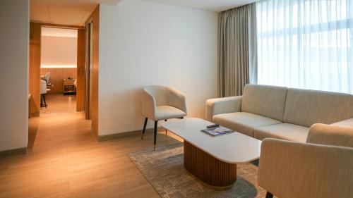 transit by encalm nap and shower