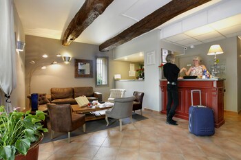 Hotel Restaurant La Ferme,Saint-Rémy-De-Provence>>Avignon,3 star