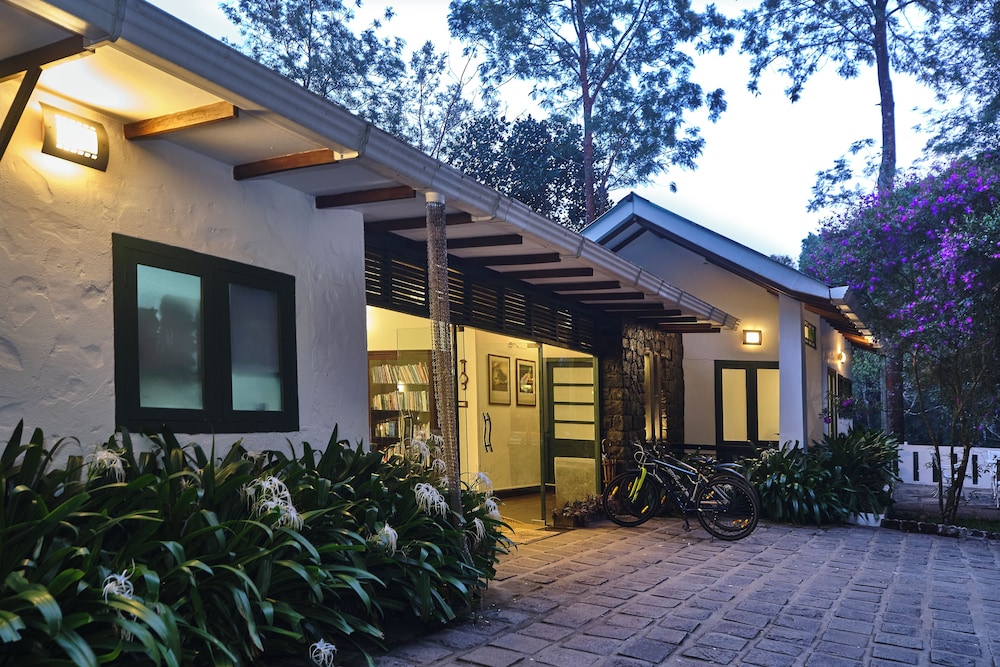 reen resorts aanavilasam thekkady