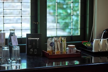 reen resorts aanavilasam thekkady