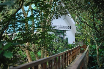 reen resorts aanavilasam thekkady