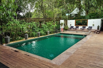 reen resorts aanavilasam thekkady