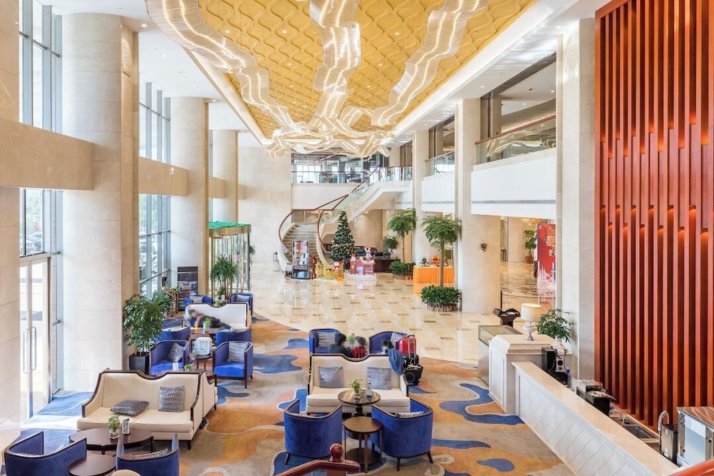 halcyonbower international hotel