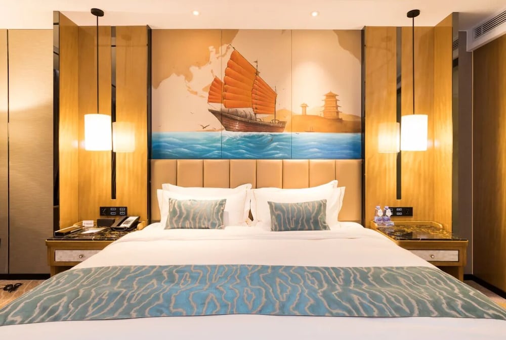 halcyonbower international hotel