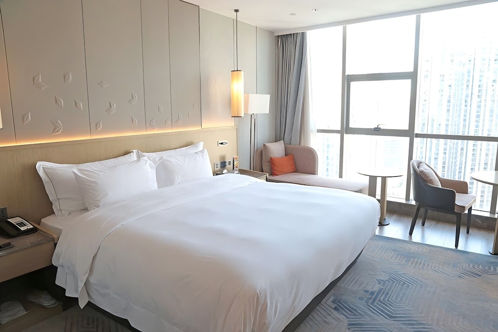 halcyonbower international hotel