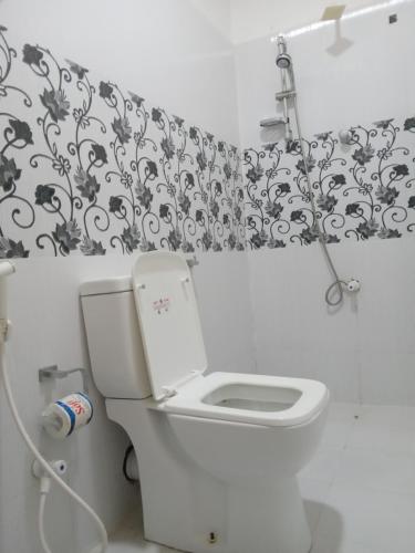 ceylon beach haven uppuveli