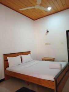 ceylon beach haven uppuveli