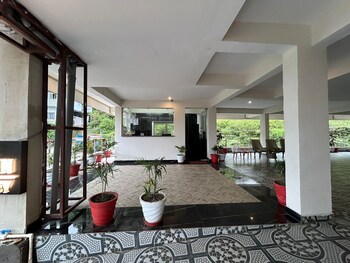 hotel creek valley mussoorie