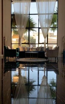 hayat alfursan for apartments hotel